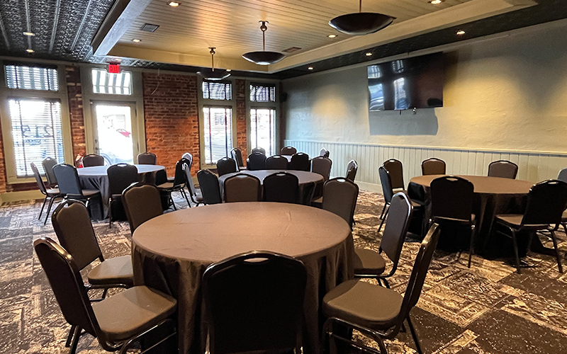 215 by Simon's event space in Bolivar, TN