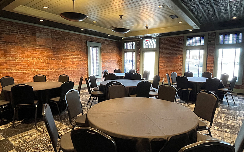 215 by Simon's event space in Bolivar, TN